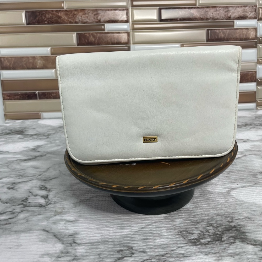 Buxton White Leather Multi Pocket Wallet Clutch Organizer